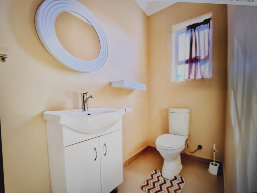 5 Bedroom Property for Sale in Pearly Beach Western Cape